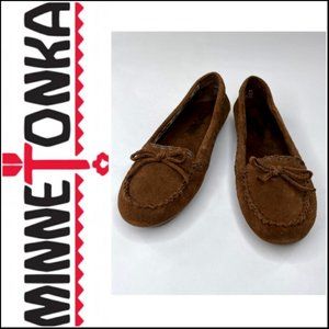 Minnetonka Moccasin Hard Sole Slip On Size 5.5